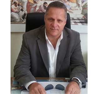 Κώστας Χαμπιαούρης στο Paideia-News: Είμαστε όλοι συνοδοιπόροι σε αυτό το ταξίδι… Image