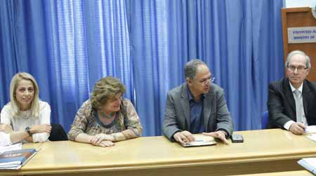Καδής: Στα θρανία πέραν των 5.500 εκπαιδευτικών και πτυχιούχων Image