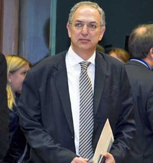Καδής: Έχει ανασταλεί το πρόγραμμα ανέγερσης αιθουσών πολλαπλής χρήσης στα Δημοτικά σχολεία
