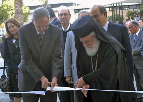 Τα εγκαίνια της ανακαινισμένης Βιβλιοθήκης του Λυκείου Κύκκου Α΄ τέλεσε ο υπουργός Παιδείας