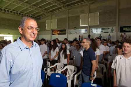 Καδής προς ΠΟΕΔ: Δεν διαφοροποιούνται οι αριθμοί στις θέσεις εκπαιδευτικών