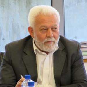 Γ. Τάσου: Προσλαμβάνει διαστάσεις η κακή χρήση του κινητού τηλεφώνου από μαθητές στα σχολεία