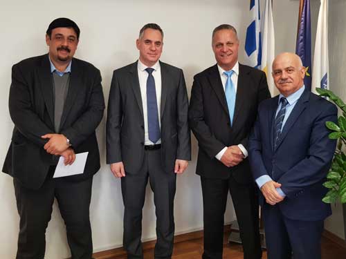 Παραγωγικό διάλογο για το καλό της Παιδείας ζήτησε το ΔΗΚΟ από τον Χαμπιαούρη