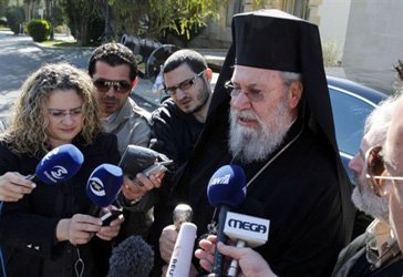 Αρχιεπίσκοπος: Η Εκκλησία ως μεγαλομέτοχος της Ελληνικής θα κινηθεί με αγωγές κατά παντός υπευθύνο
