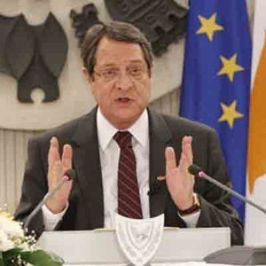 Παρέμβαση Αναστασιάδη για αποτροπή της απεργίας. Συναντάται με ΠΑΣΥΔΥ και εκπαιδευτικούς