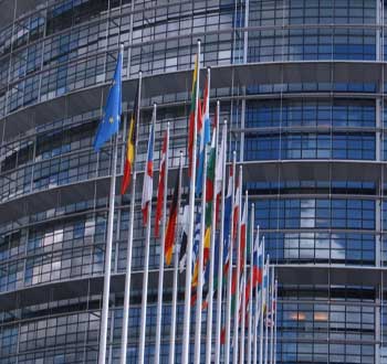 Κομισιόν: Περαιτέρω βελτίωση του οικονομικού κλίματος στην Κύπρο το Μάρτιο