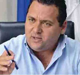Θα έχαναν 20.000 ευρώ αποζημίωση αν αποχωρούσαν χθες οι 4 υπουργοί του ΔΗΚΟ