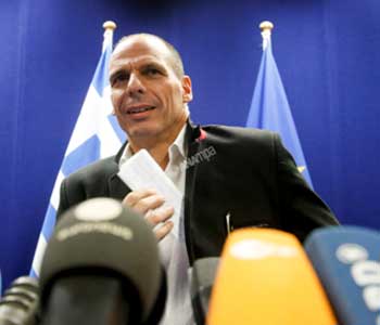 Γ. Βαρουφάκης: Η Ελλάδα αφήνει πίσω το Μνημόνιο
