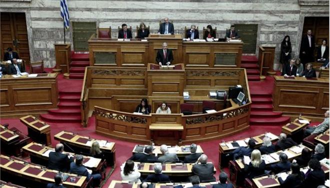 Η Βουλή των Ελλήνων εγκρίνει απόψε τα νέα μνημονιακά μέτρα για να πάρει τη δόση των 2,8 δισ ευρώ