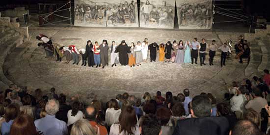 Θεατρικές παραστάσεις Medochemie και ΘΕΠΑΚ για τα 100 χρόνια από τον θάνατο του Βασίλη Μιχαηλίδη